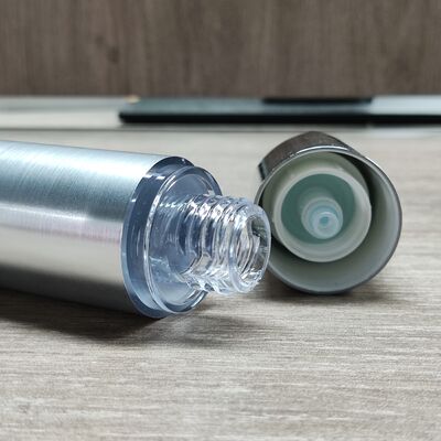 Fabriek Groothandel 15ml 20ml 30ml Zilveren Plastic Cosmetische Lotion Pump luchtloze fles voor huidverzorging Verpakking