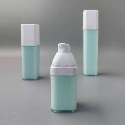 Groothandel Fabriek Hot Sale Luxe 15ml 30ml 50ml luchtloze pompfles Op maat gemaakte hoge kwaliteit voor shampoo persoonlijke verzorging